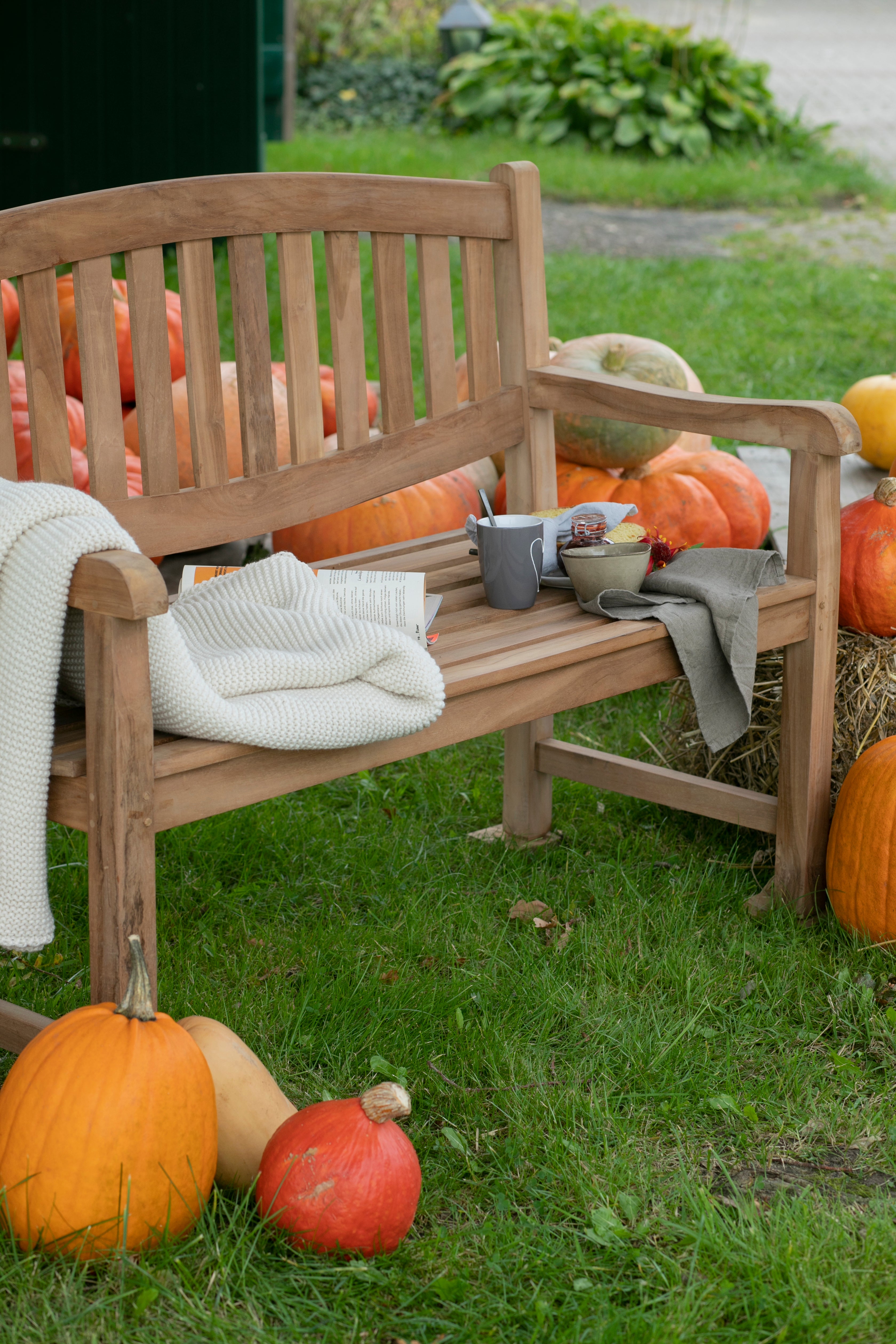 Kuscheldecke Strandkorb beige