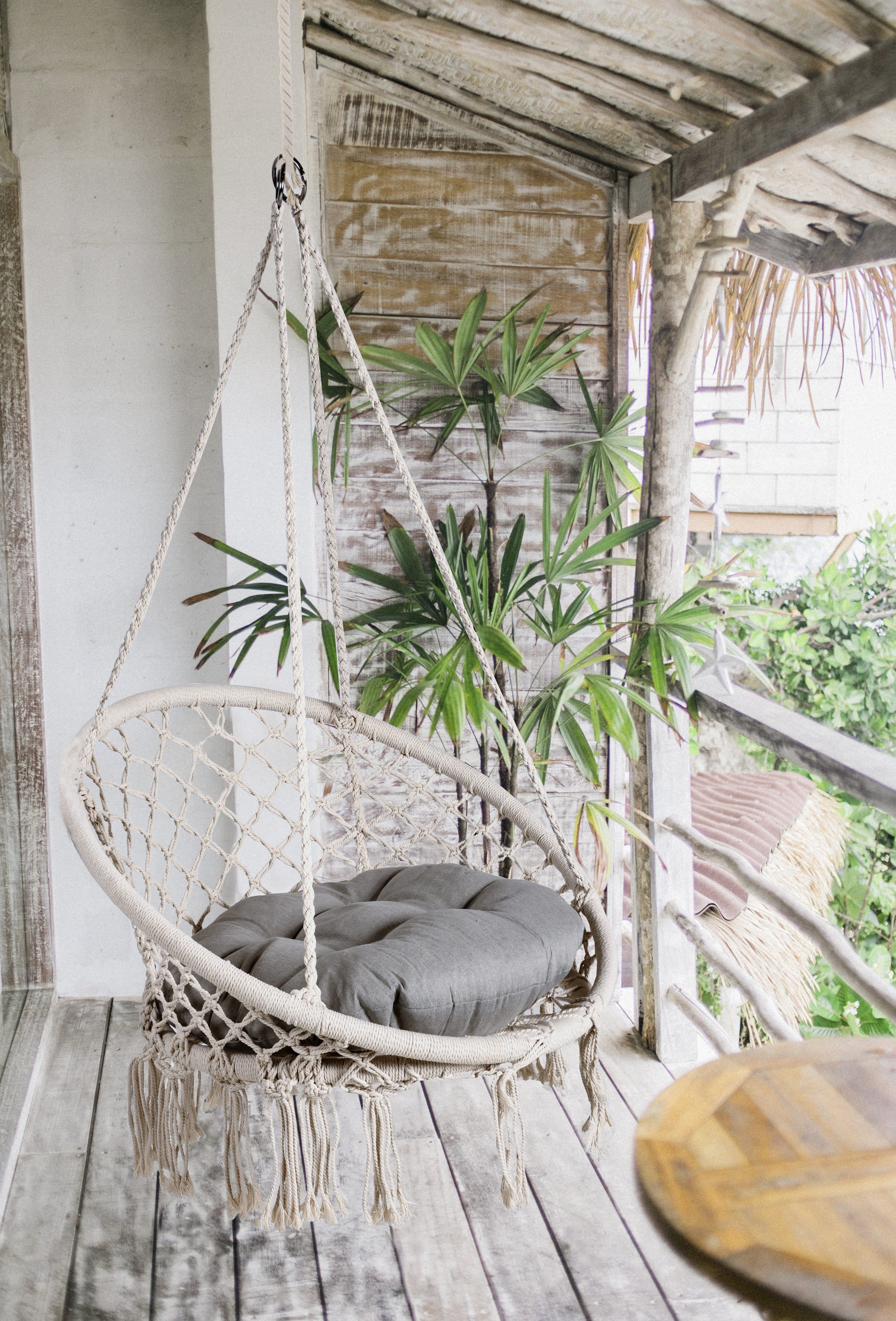 haengesessel-barbuda-mit-kissen