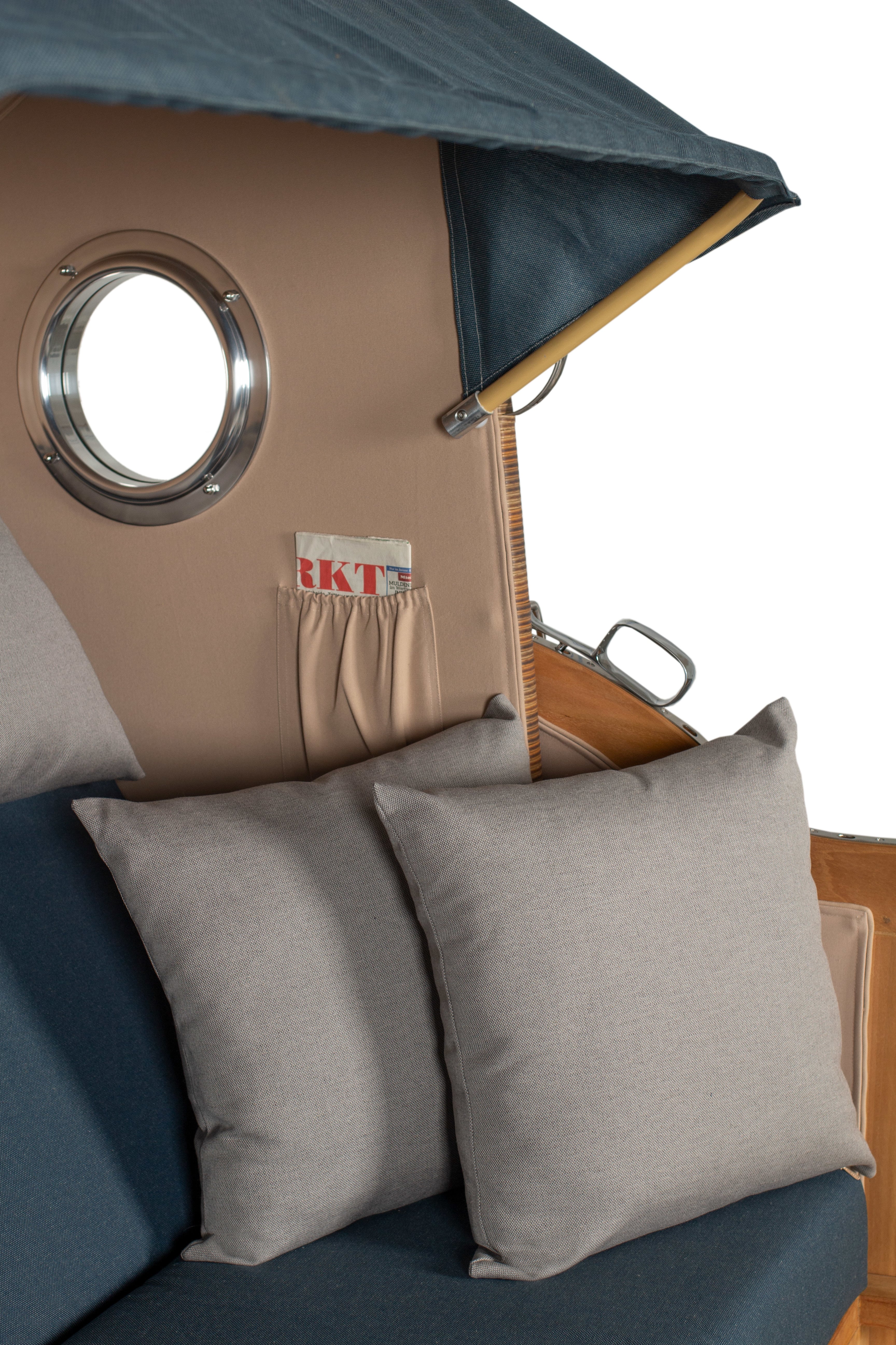 Strandkorb Düne Grande Bullauge PE Banana Dessin 593 inkl. Feuerschale IDAHO