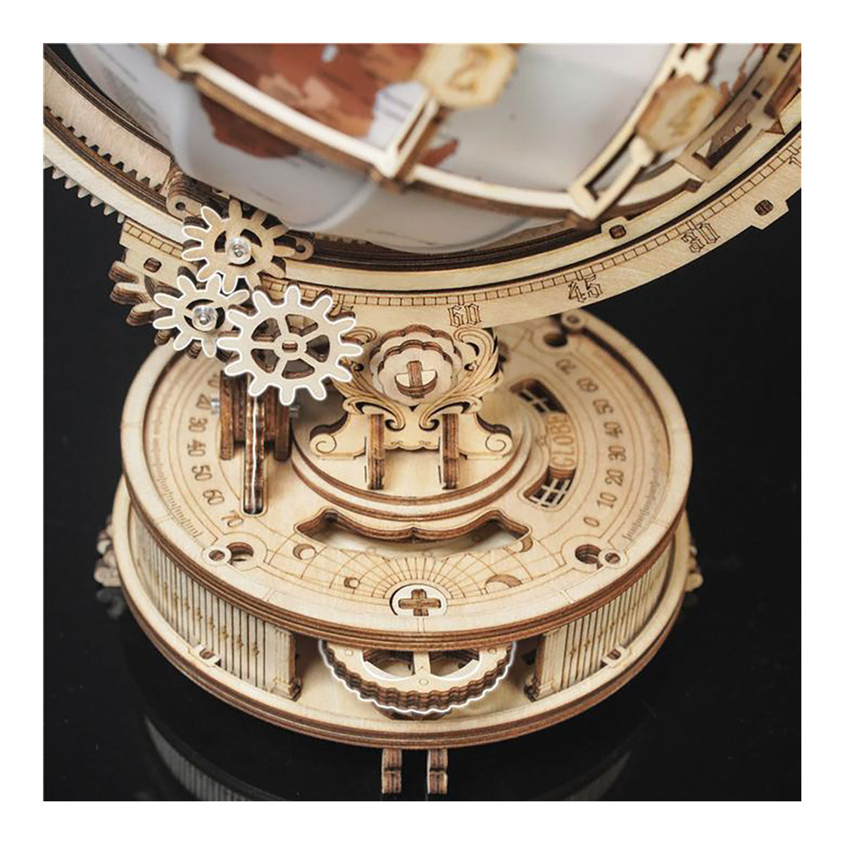 3D-Holzpuzzle Globus beleuchtet