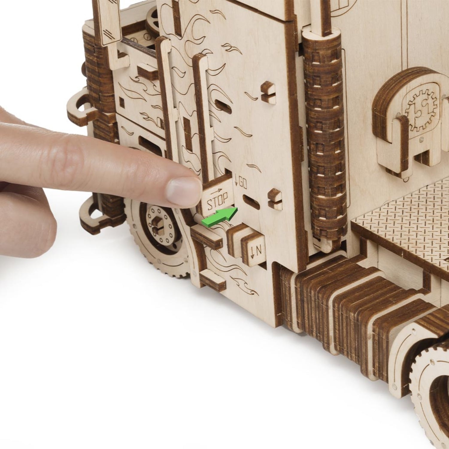 3D-Holzpuzzle Road King LKW mit Container