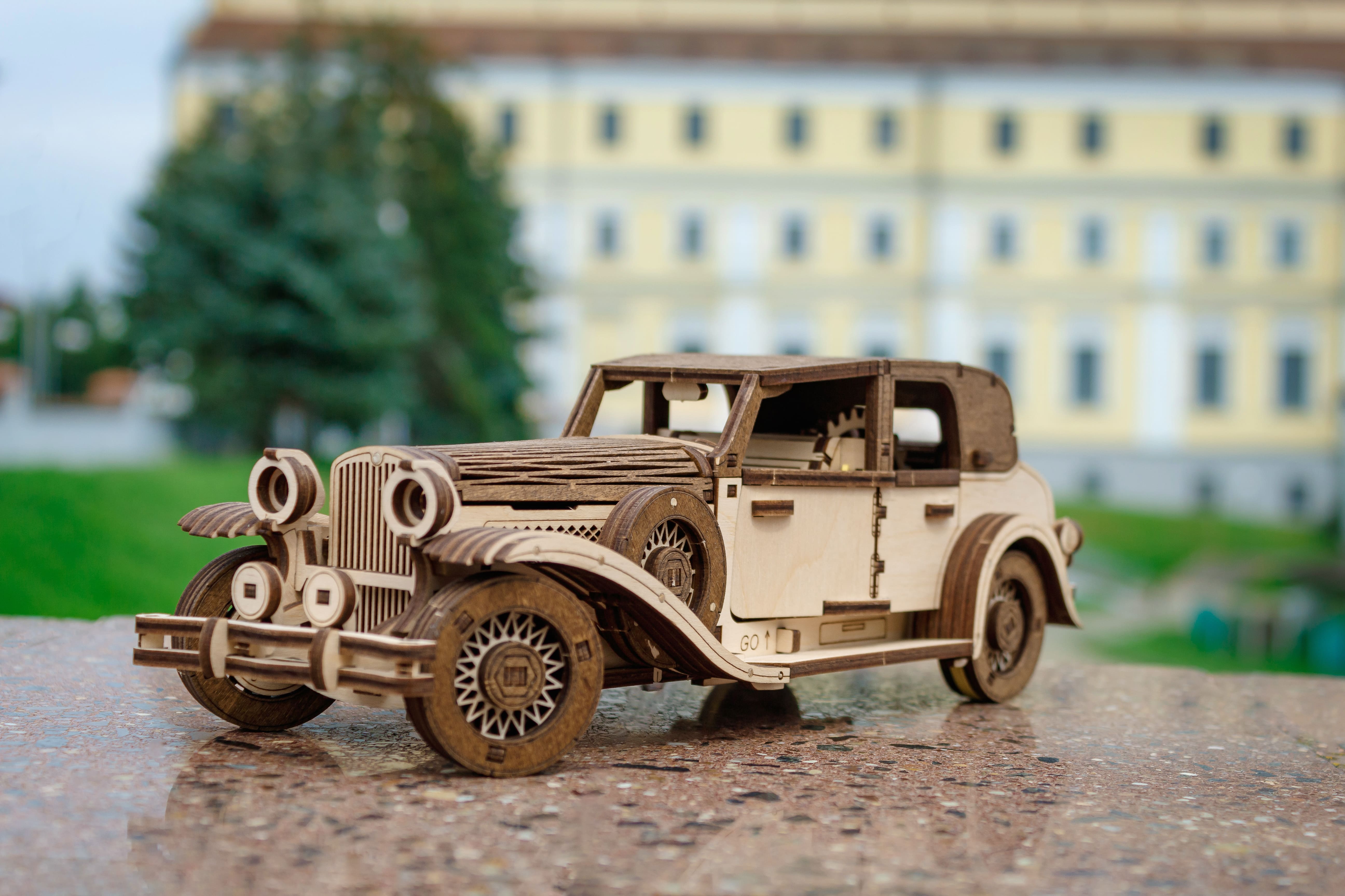 3D-Holzpuzzle Wind Up Car Ferdinand