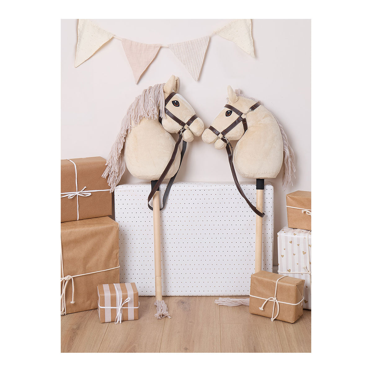Steckenpferd beige (Größe S)
