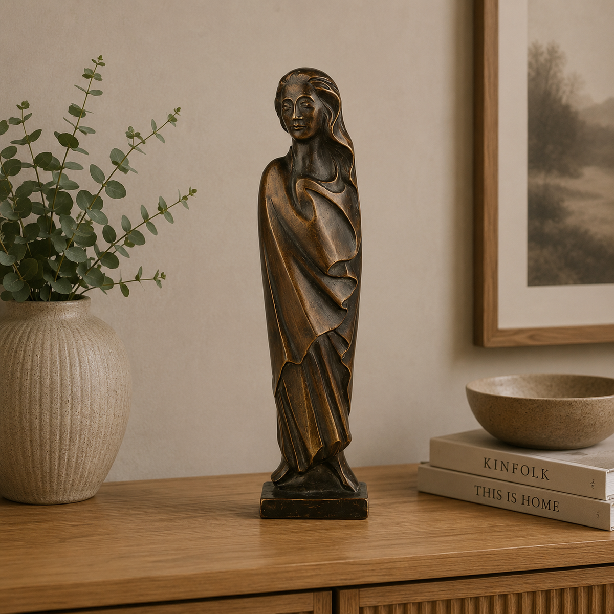 Ernst Barlach: Skulptur "Frau im Wind" (1931) Reduktion in Bronze