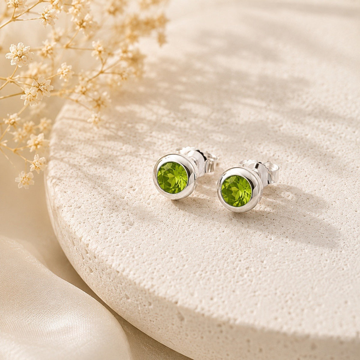 Ohrstecker Silber mit Peridot (5mm)