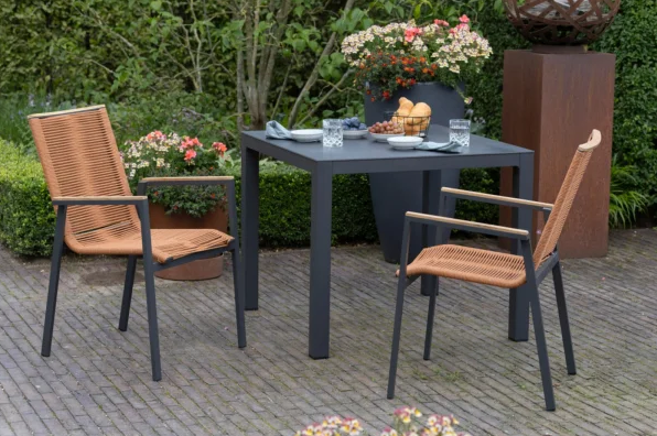 Gartenmöbelset Diningsessel Alicante terracotta mit Tisch Tarifa (90x90 cm)