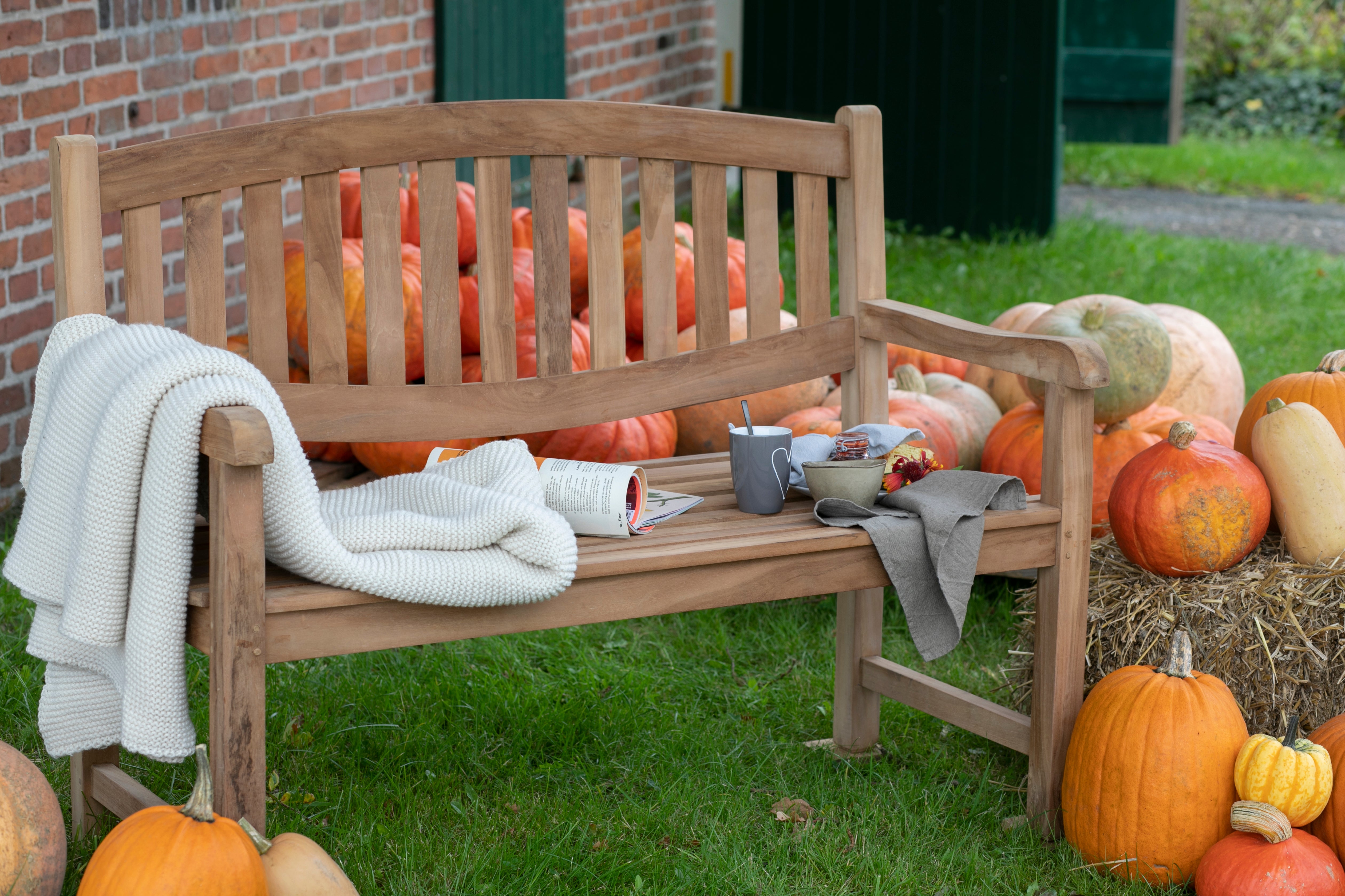 Kuscheldecke Strandkorb beige