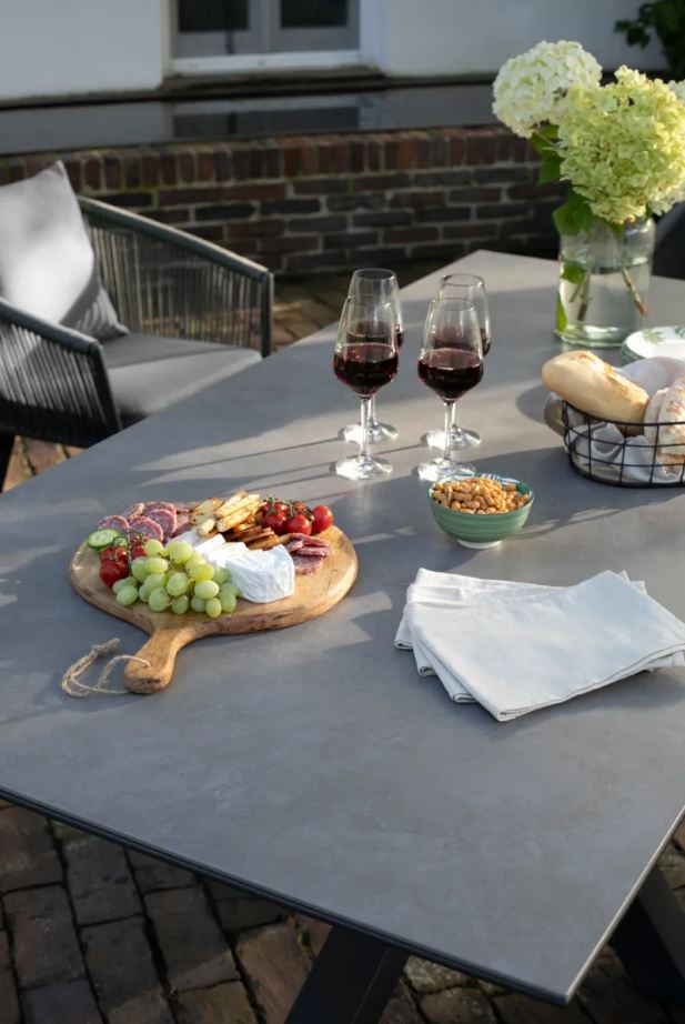 Gartenmöbelset: Tisch Almeria (200 cm) & 6er Set Diningsessel Cadiz