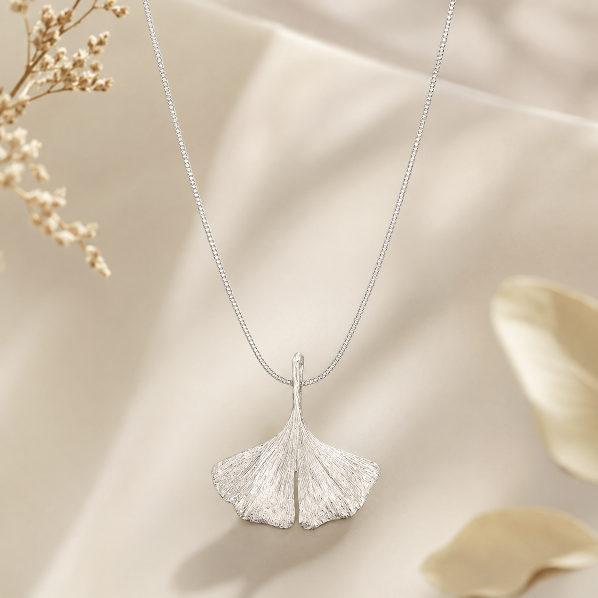 Ginkgo-Collier Silber