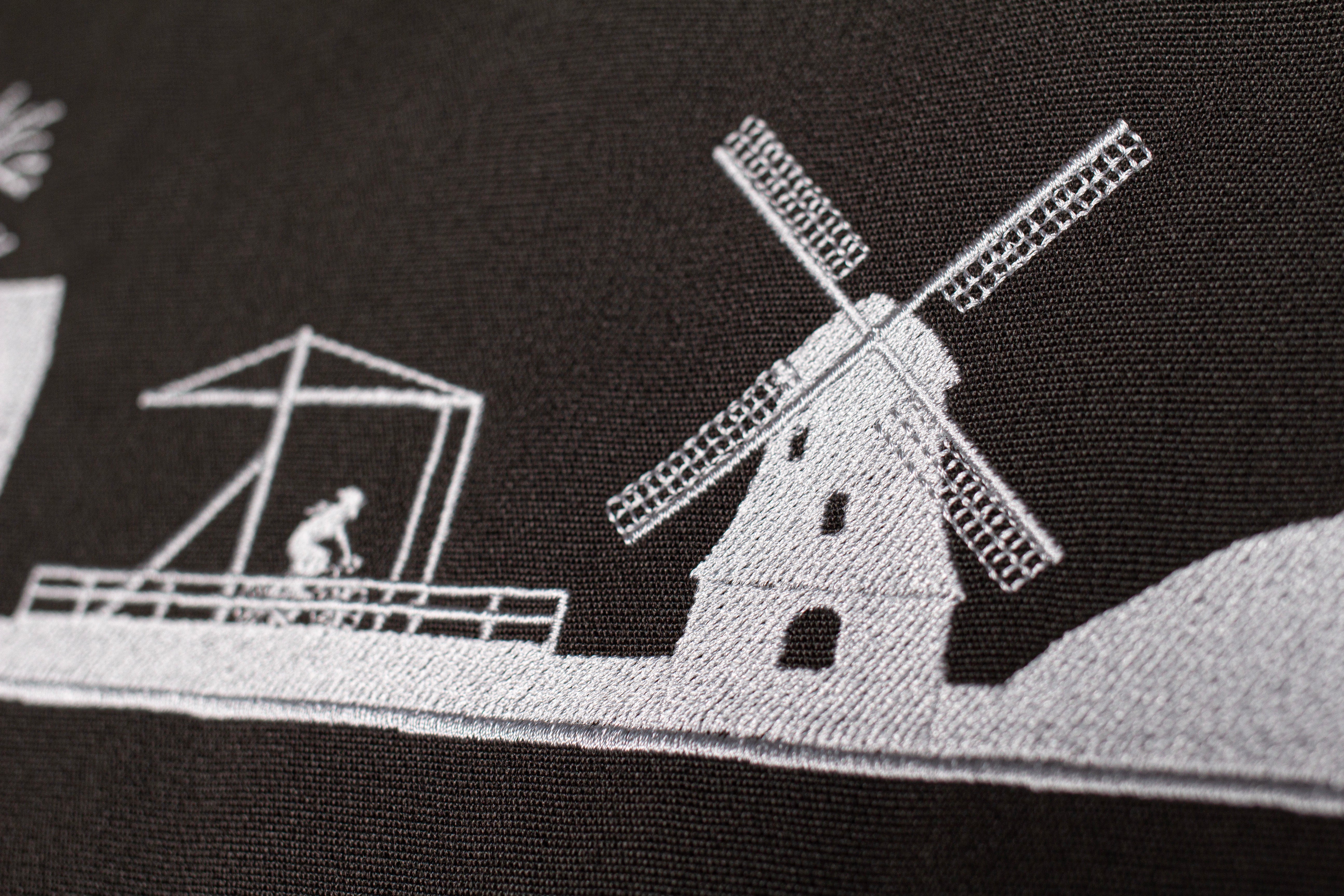 Strandkorb Düne Teak Skyline Ostfriesland inkl. Sekt-/Champagnerkühler